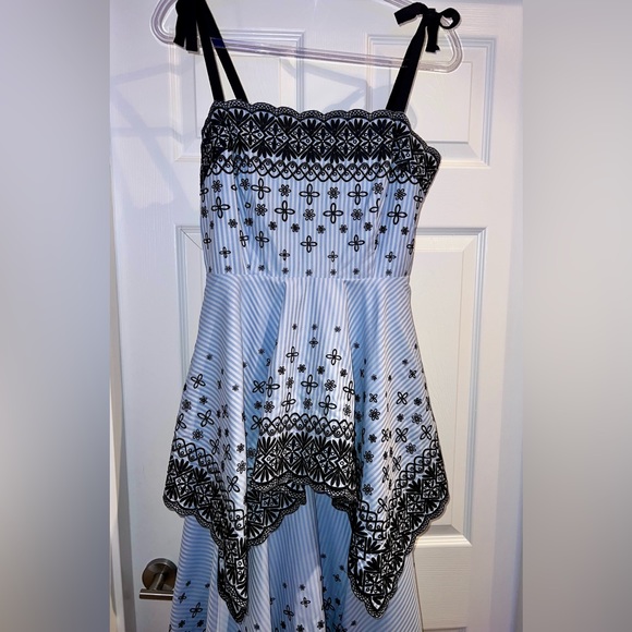 AMUR Leslie dress size 8 - Picture 6 of 11